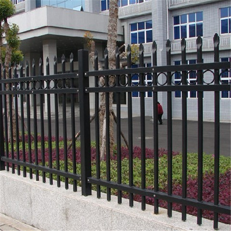 鋅鋼護欄案例展示圖片4 鋅鋼護欄案例展示圖片4