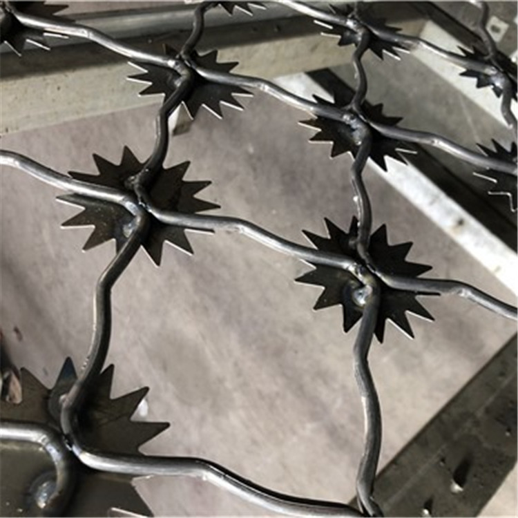 梅花刺鋼網墻案例展示圖片3