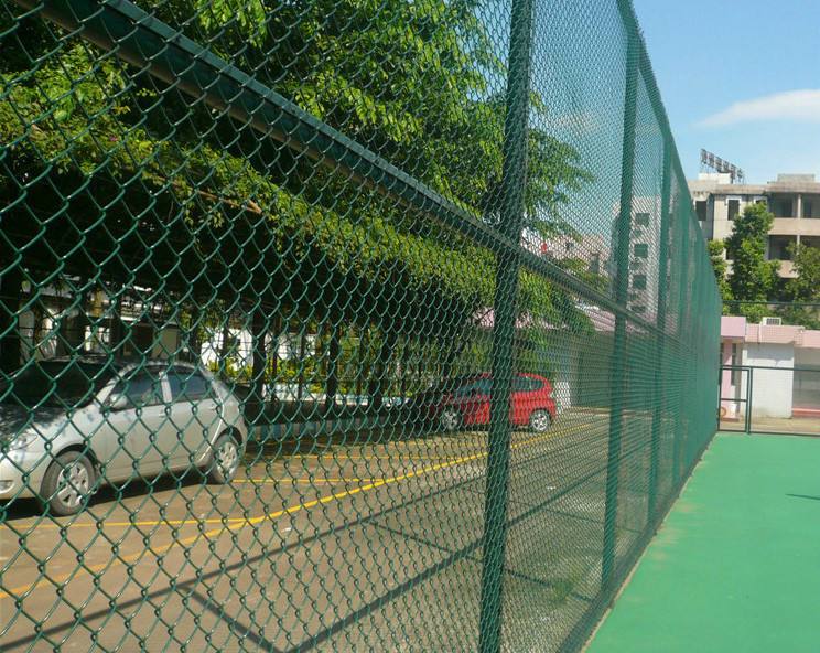 球場圍欄網的應用及安裝圖片3 球場圍欄網的應用及安裝圖片3